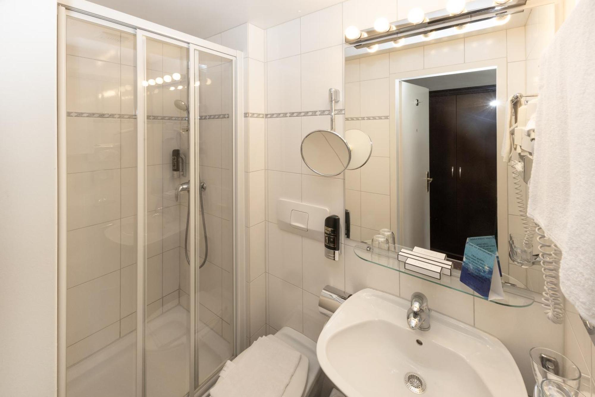 Hotel Viktoria Schoenbrunn Βιέννη Δωμάτιο φωτογραφία